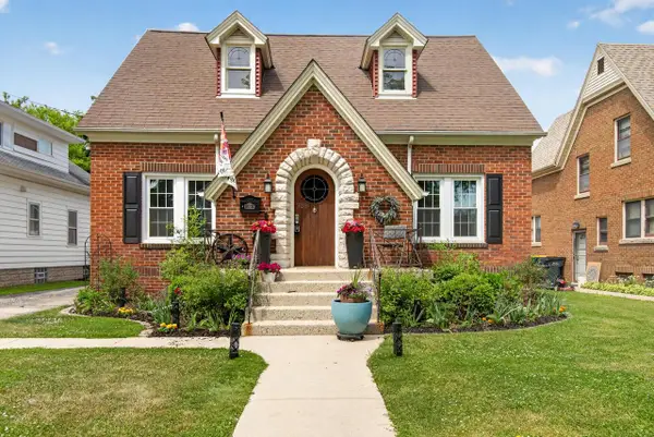 308 S 9th AVENUE, West Bend, WI 53095