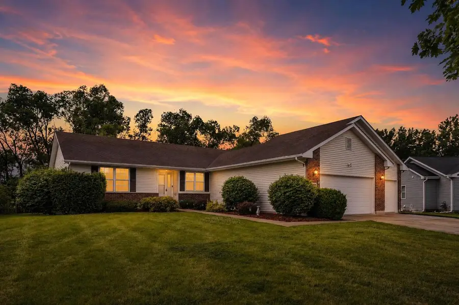 1404 Willow LANE, Harvard, IL 60033 - #2