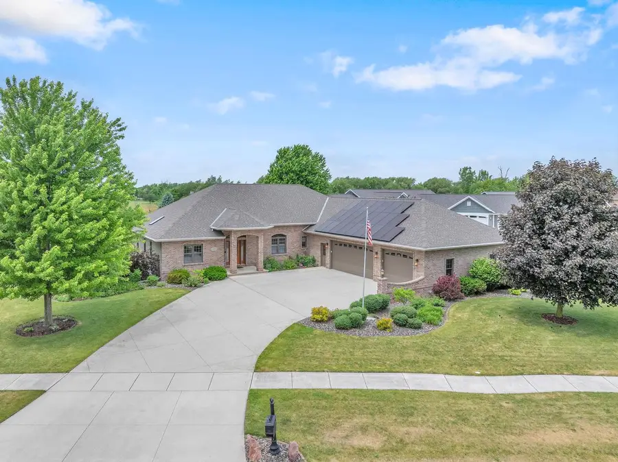 420 N Country LANE, Fond Du Lac, WI 54935 - #2