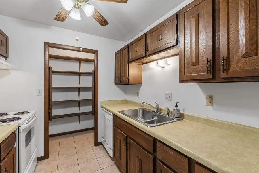 125 N University DRIVE #105, West Bend, WI 53095 - #2
