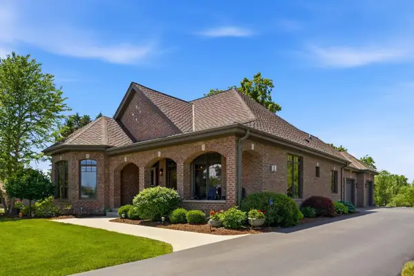 180 Monastery Hill DRIVE, Oconomowoc, WI 53066