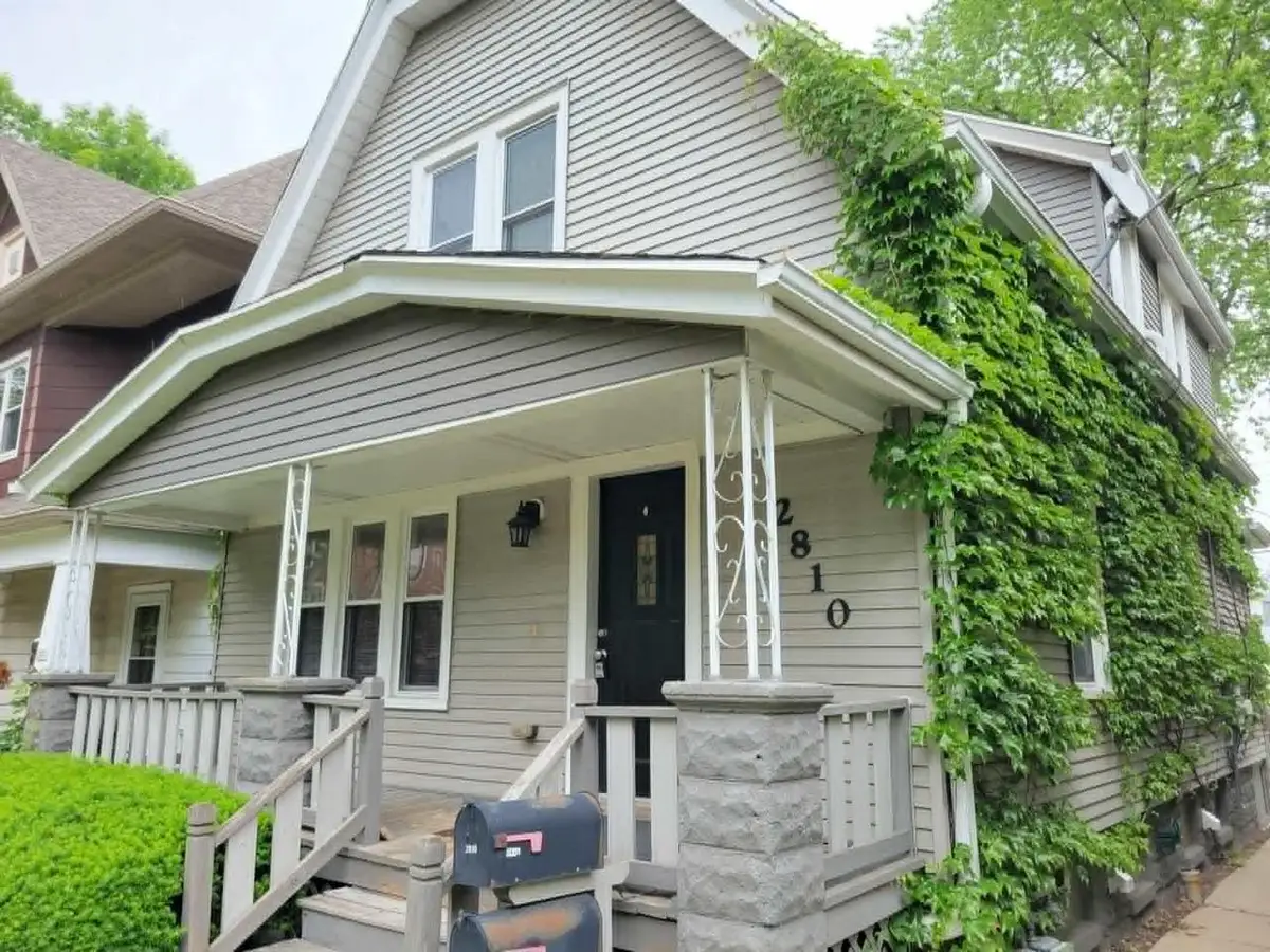 2810 S Lenox STREET, Milwaukee, WI 53207 - #1