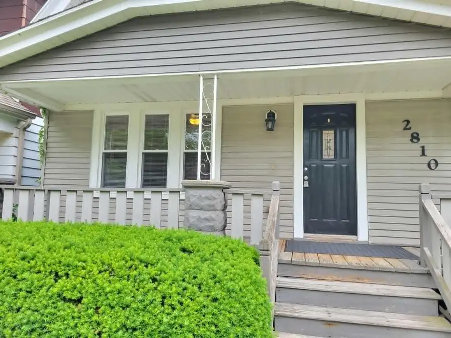 2810 S Lenox STREET, Milwaukee, WI 53207 - #3