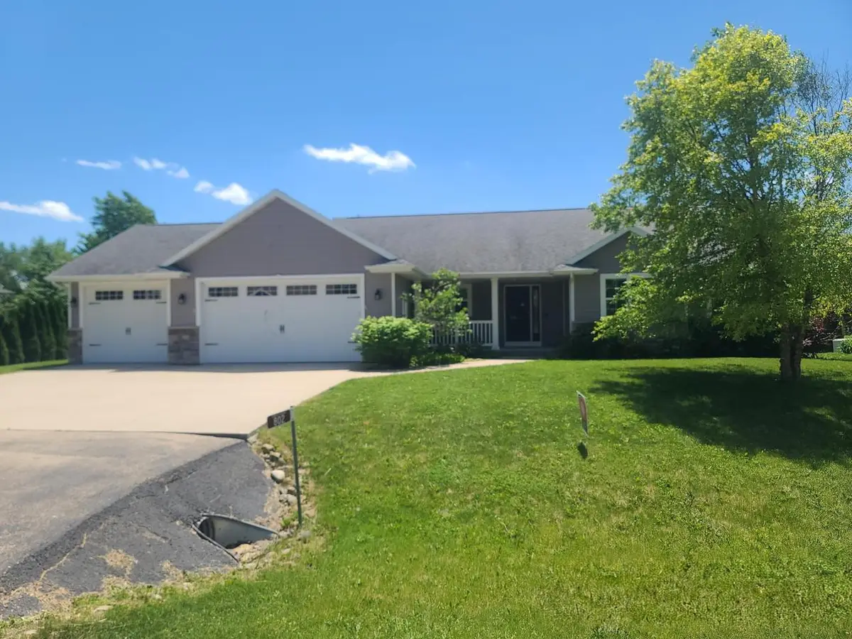 802 Sundial LANE, Neenah, WI 54956 - #1