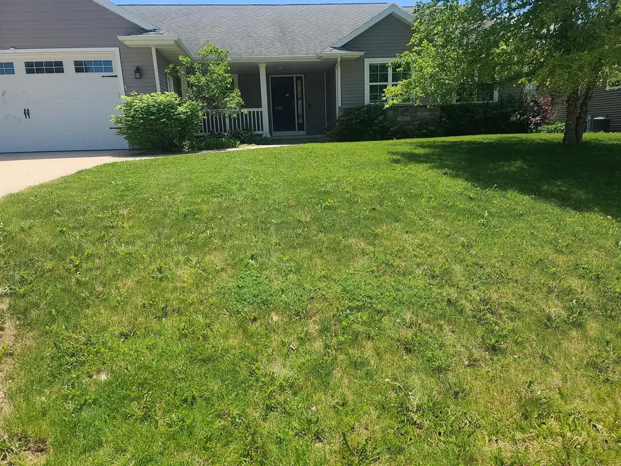 802 Sundial LANE, Neenah, WI 54956 - #2