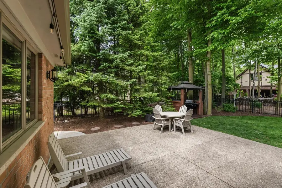 5001 Hunt Club ROAD, Wind Point, WI 53402 - #3