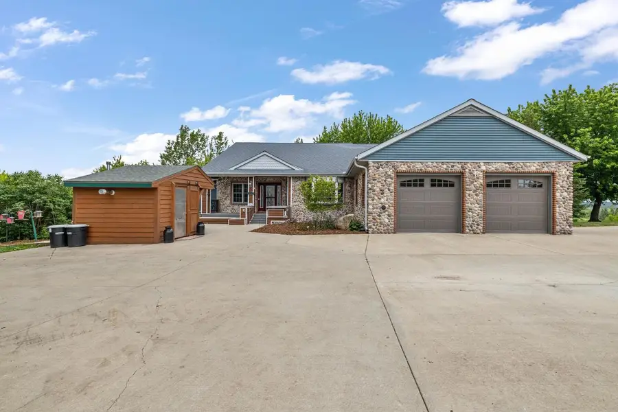 8151 Midland DRIVE, Allenton, WI 53002 - #2