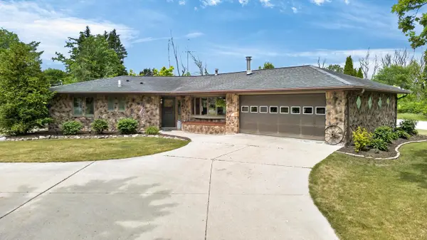 822 Woodland STREET, Plymouth, WI 53073