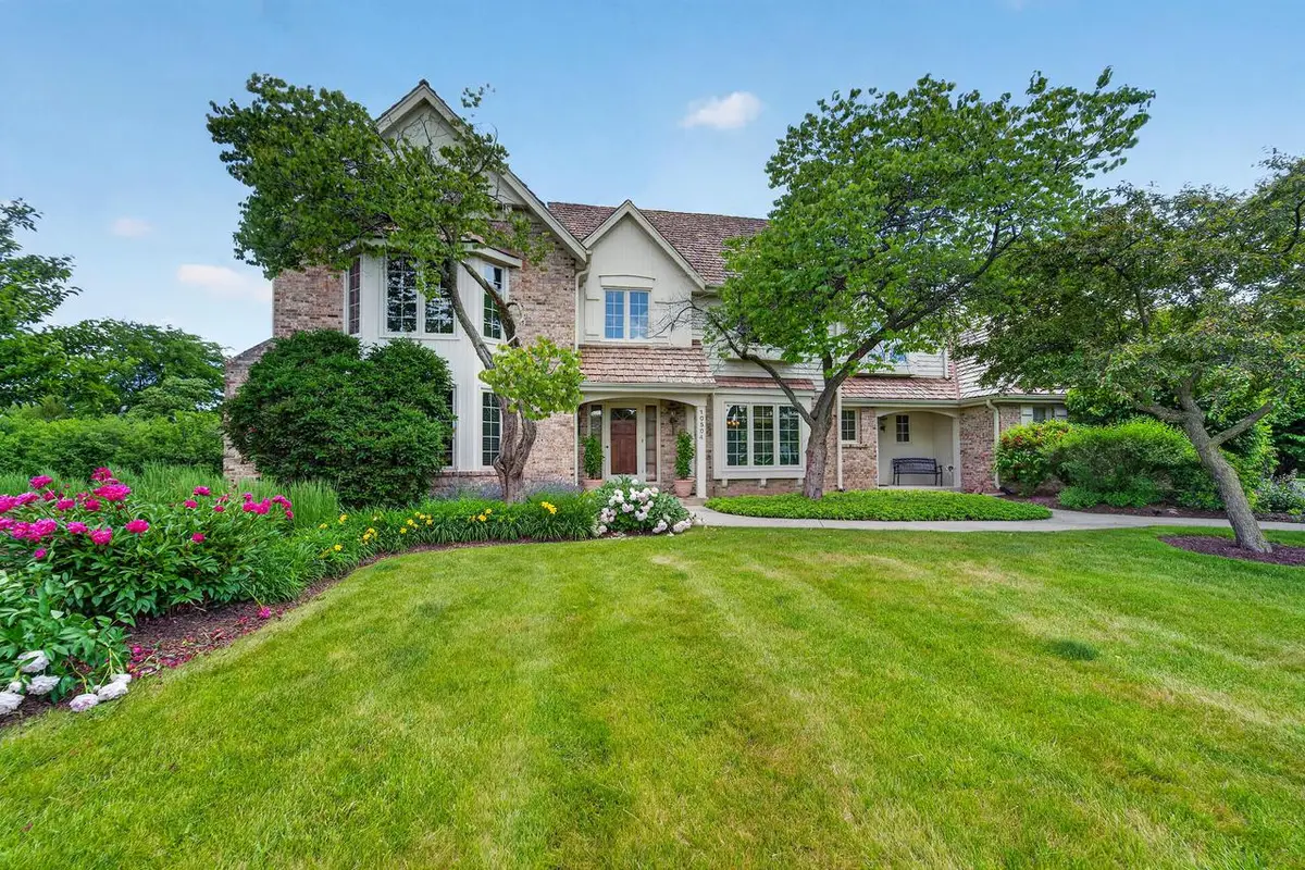 10504 N Haddonstone PLACE, Mequon, WI 53092 - #1
