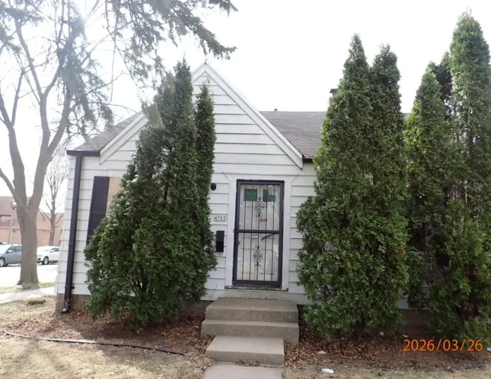 4703 W Congress STREET, Milwaukee, WI 53218 - #1