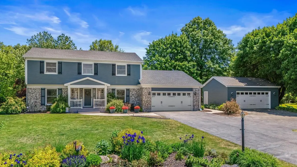 W5010 Hawk ROAD, Elkhorn, WI 53121 - #1