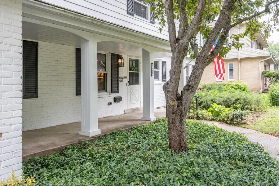 2828 N 122nd STREET, Wauwatosa, WI 53222 - #2