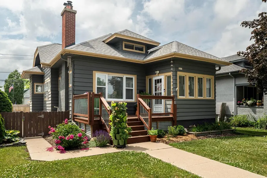 1015 S 76th STREET, West Allis, WI 53214 - #2