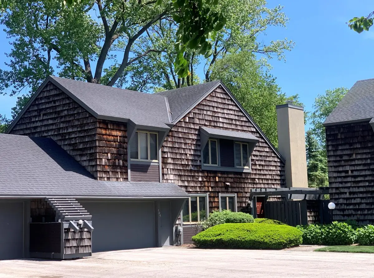 104 Woodfield COURT, Racine, WI 53405 - #1