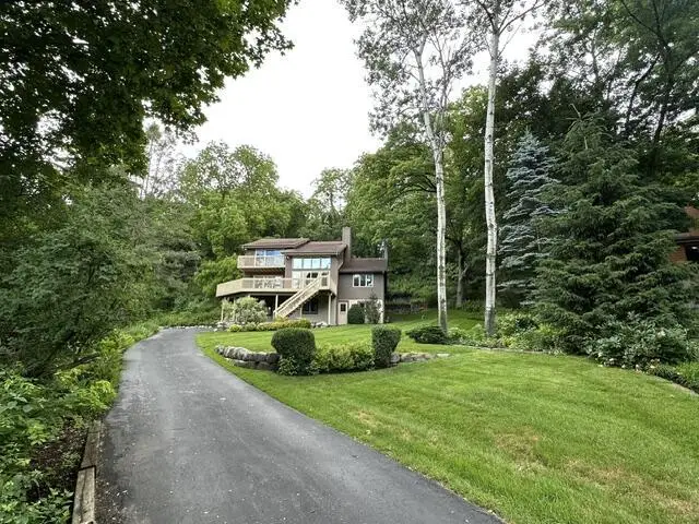 790 Garrison COURT, Delafield, WI 53018 - #2