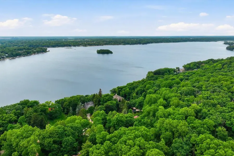 790 Garrison COURT, Delafield, WI 53018 - #3