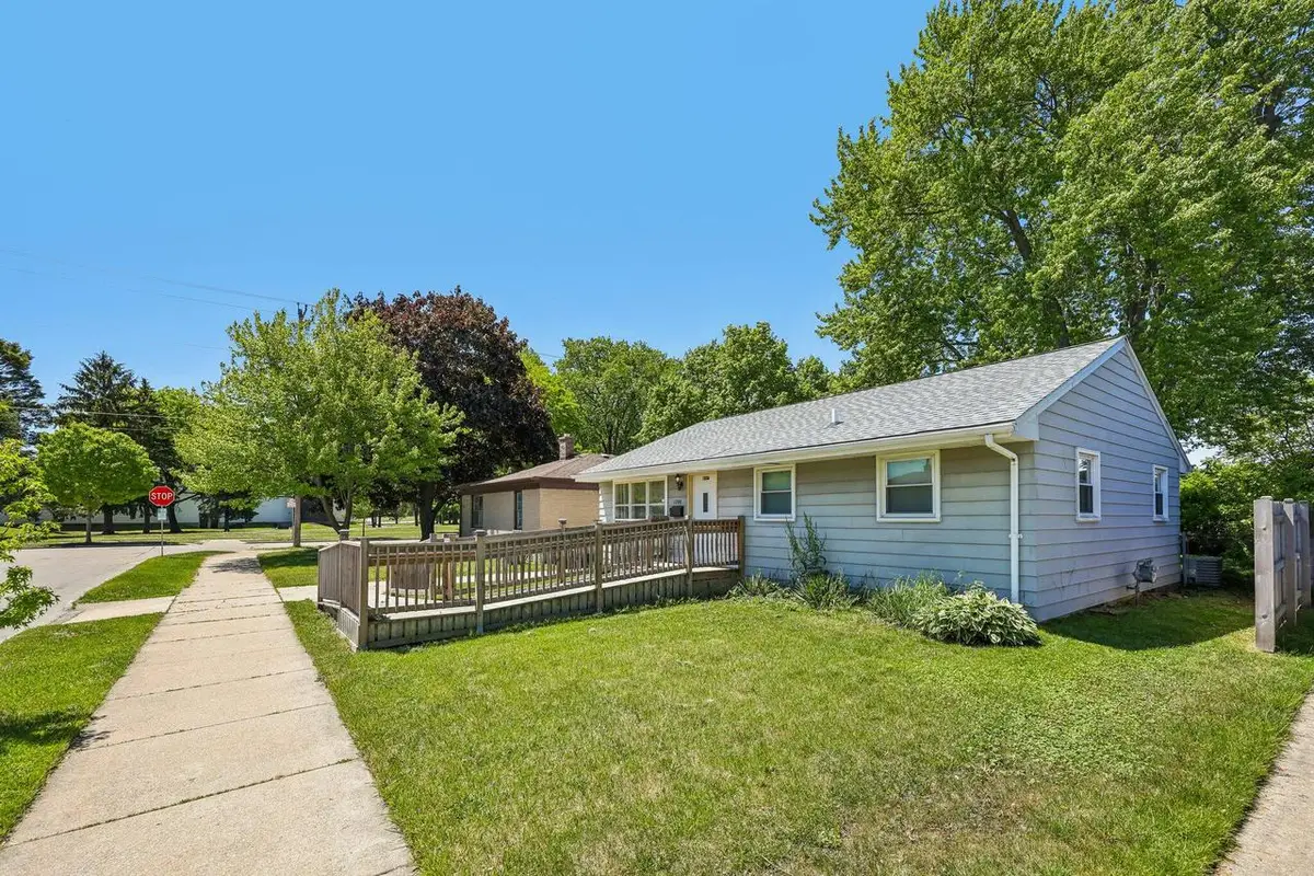 1708 Arcturus AVENUE, Racine, WI 53404 - #1