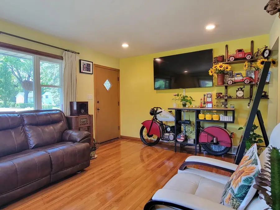 8982 S 79th STREET, Franklin, WI 53132 - #2
