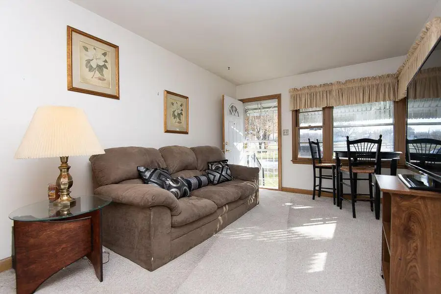 1818 E Fernwood AVENUE, Milwaukee, WI 53207 - #2