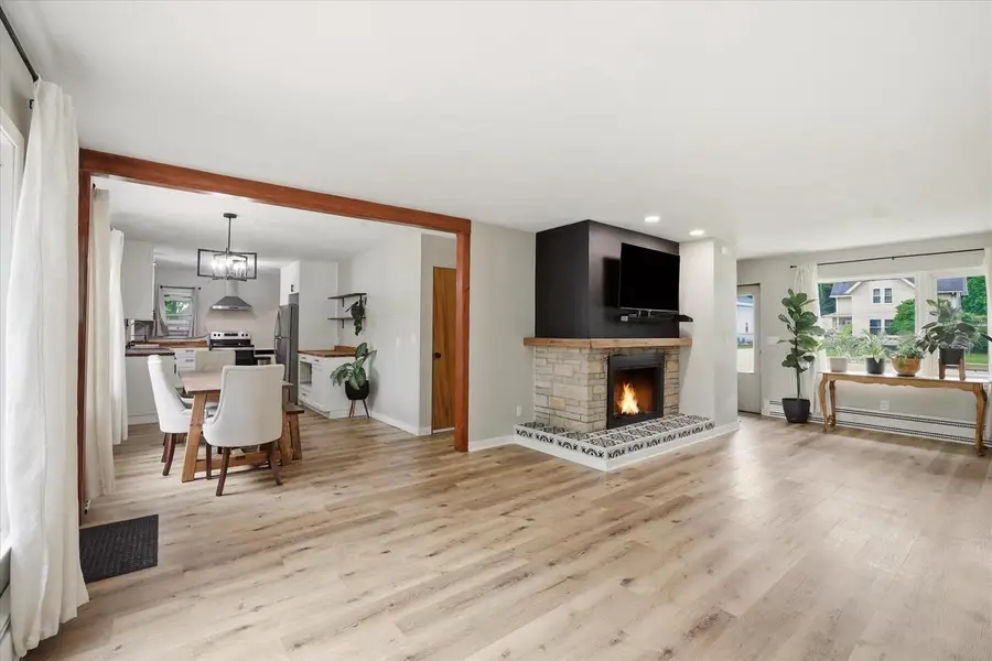187 W Oak Grove STREET, Juneau, WI 53039 - #2