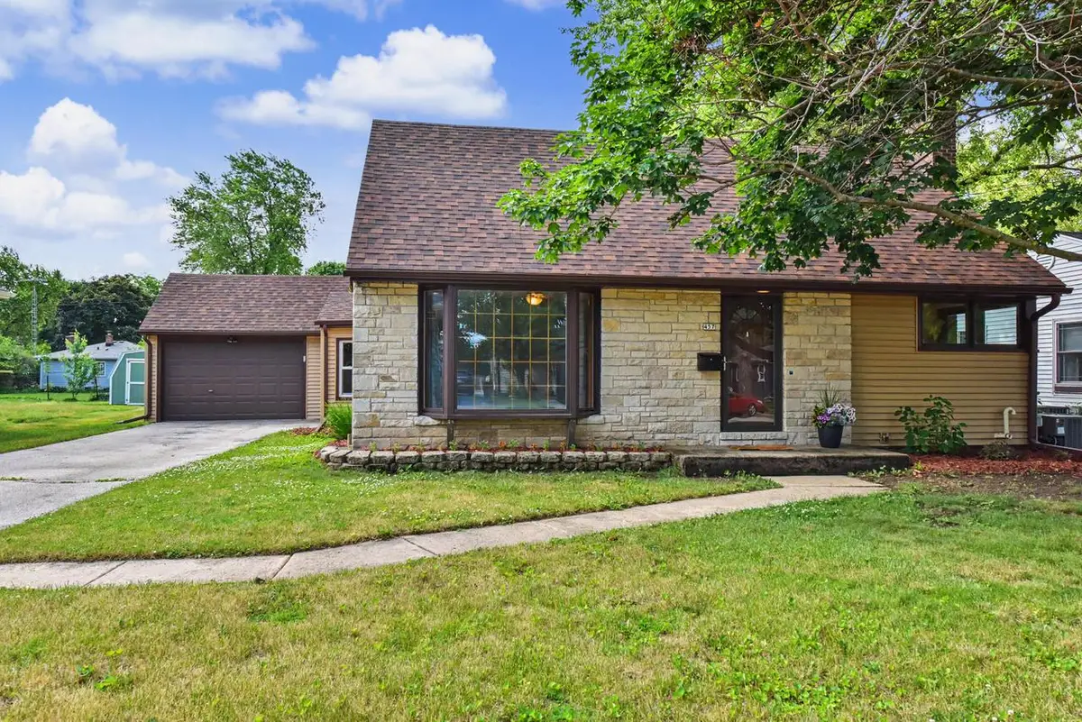 457 W 5th STREET, Oconomowoc, WI 53066 - #1