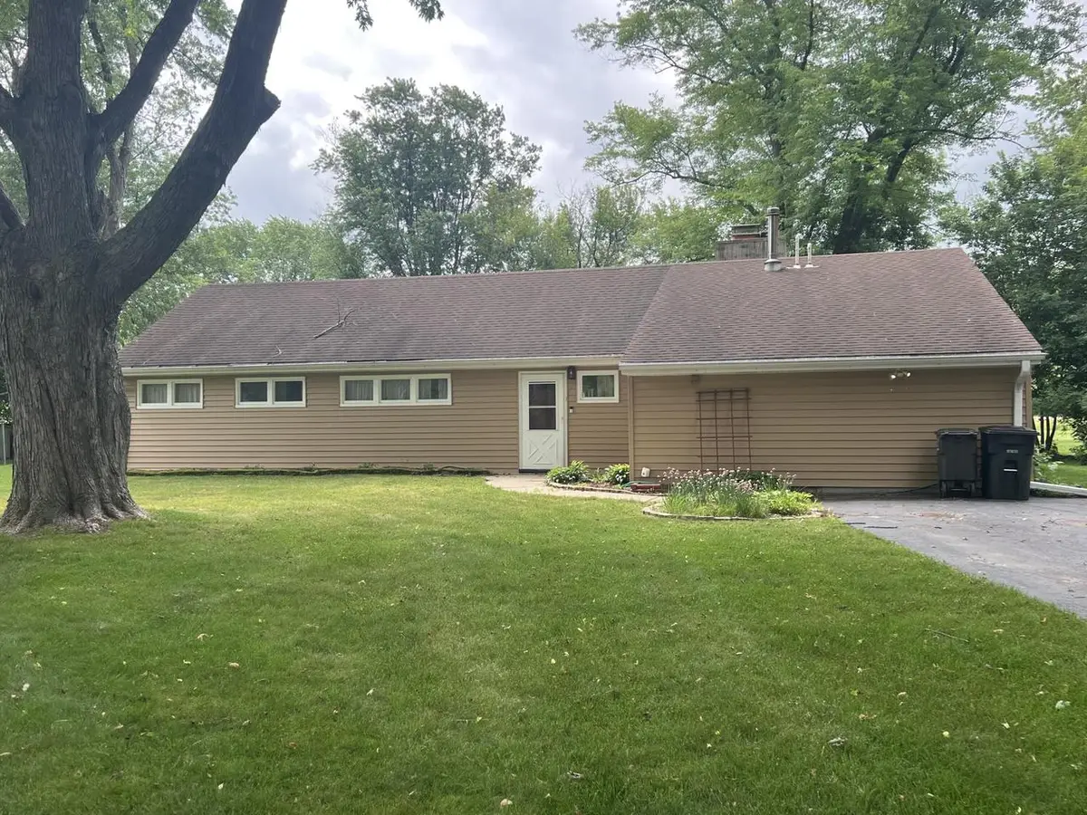 N15W27548 Pheasant LANE, Pewaukee, WI 53072 - #1