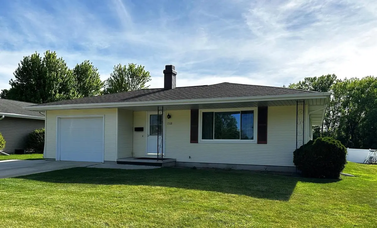 2722 N Taylor DRIVE, Sheboygan, WI 53083 - #1