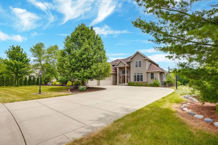 750 Pinehurst DRIVE, Mukwonago, WI 53149 - #2