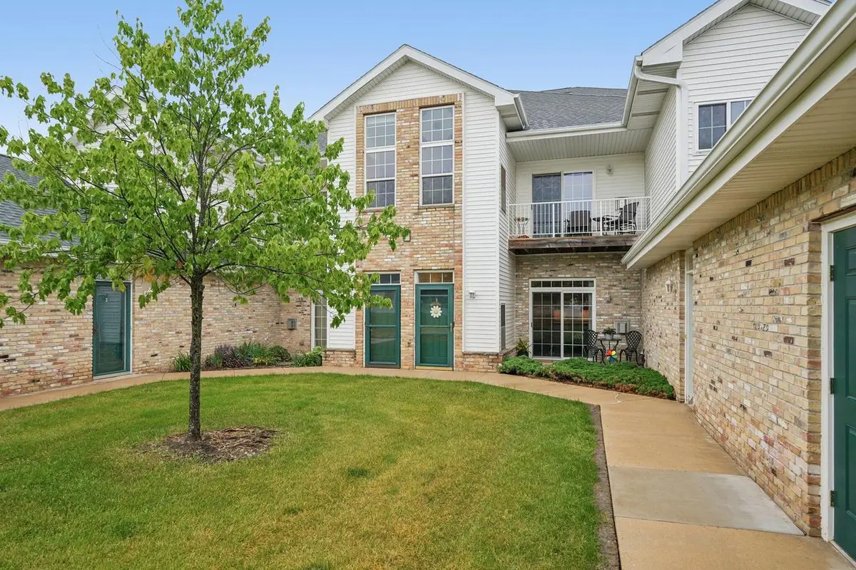 4237 Taylor Harbor W #3, Mount Pleasant, WI 53403 - #1