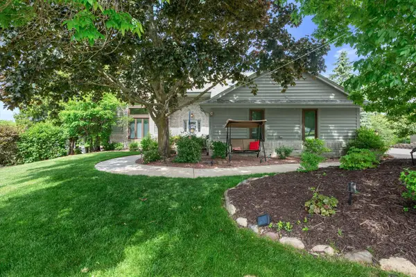 2809 Killarney COURT, West Bend, WI 53095