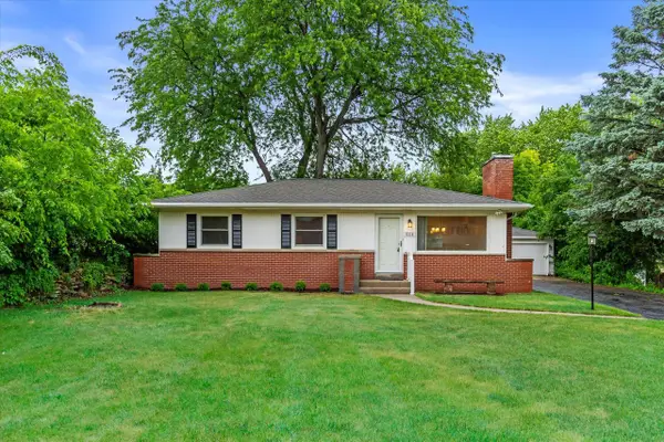 5314 W Calumet ROAD, Milwaukee, WI 53223