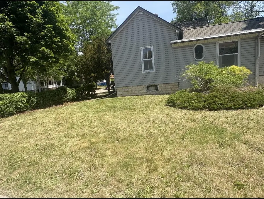 72 E 12th STREET, Fond Du Lac, WI 54935 - #3