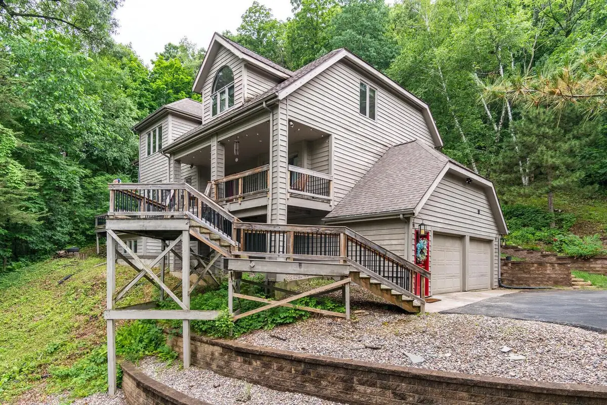 W5190 Birchwood LANE, La Crosse, WI 54601 - #1