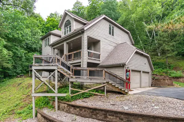 W5190 Birchwood LANE, La Crosse, WI 54601