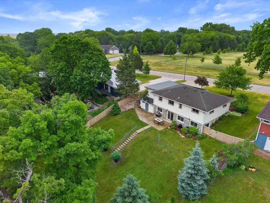 353 Tower COURT, Pewaukee, WI 53072 - #3