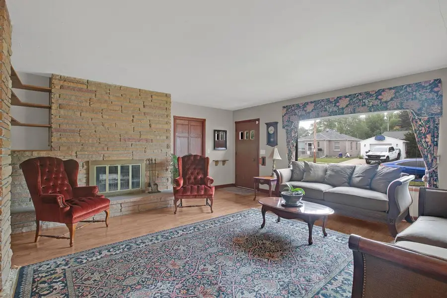 2216 Cleveland AVENUE, Sheboygan, WI 53081 - #3