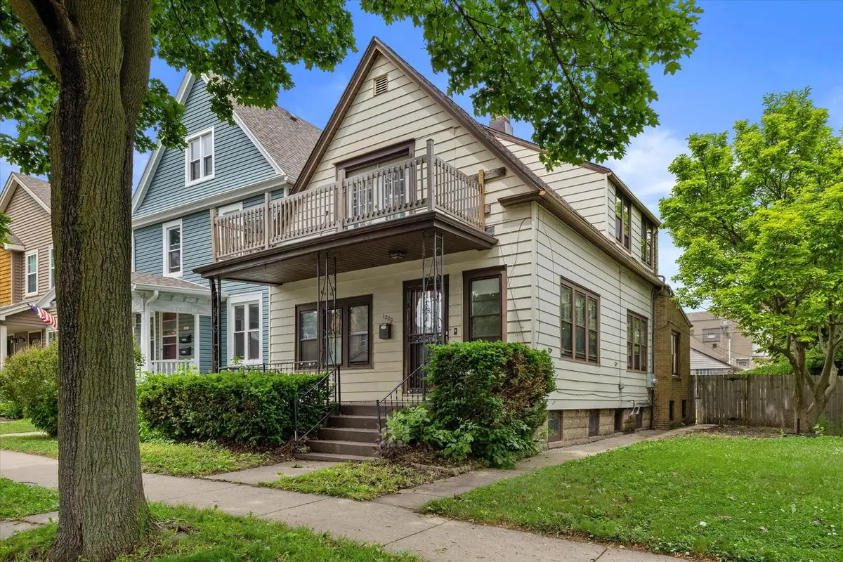 1220 E Russell AVENUE, Milwaukee, WI 53207 - #1