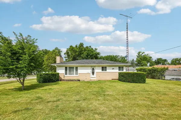 N1359 Moss DRIVE, Genoa City, WI 53128