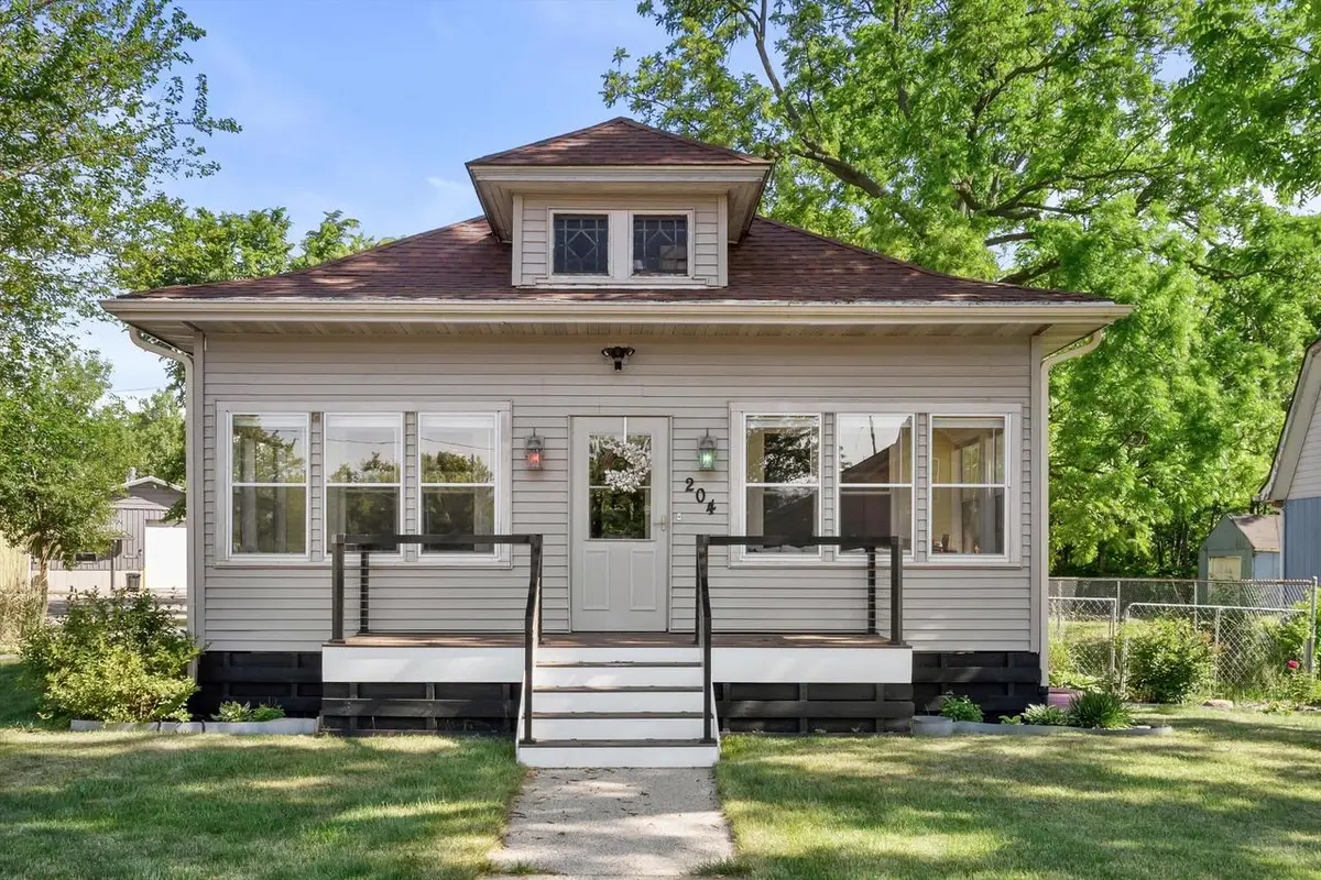 204 E North STREET, Silver Lake, WI 53170 - #1