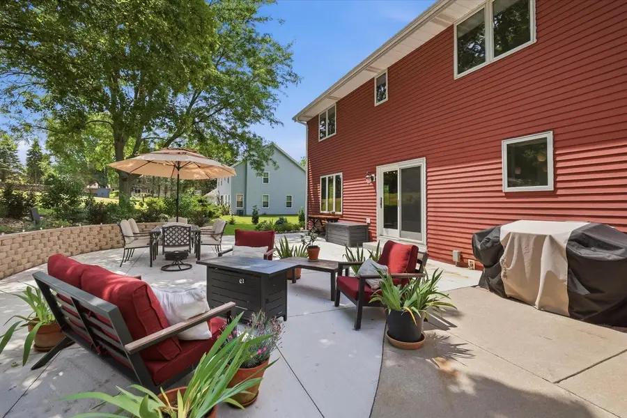 W343N6980 Circle DRIVE, Oconomowoc, WI 53066 - #2