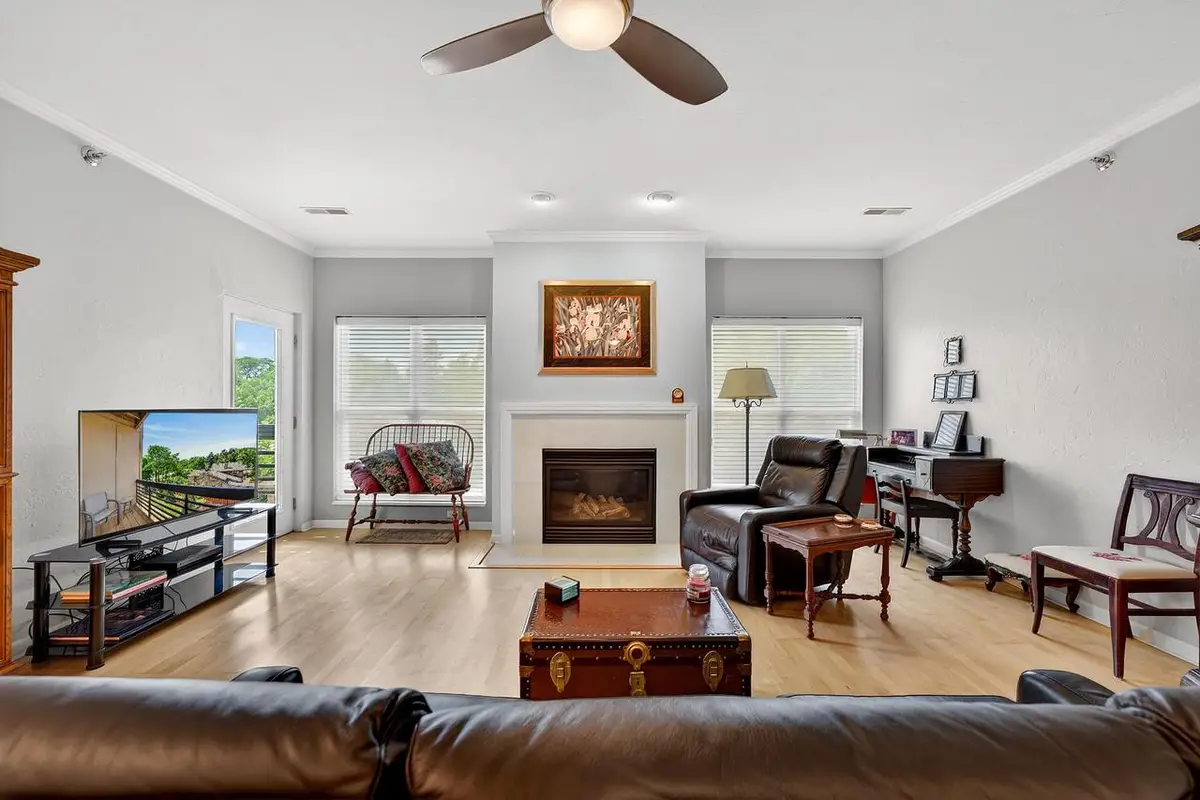 1220 E Locust STREET #308, Milwaukee, WI 53212 - #1