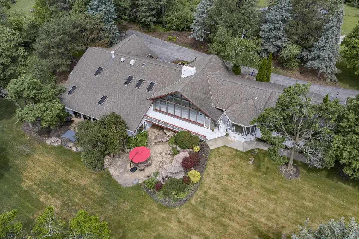 W215N5353 Ada COURT, Menomonee Falls, WI 53051 - #1