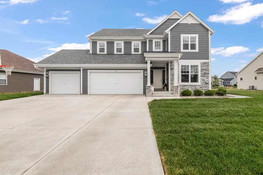 1384 Bluestem TRAIL, Oconomowoc, WI 53066 - #2