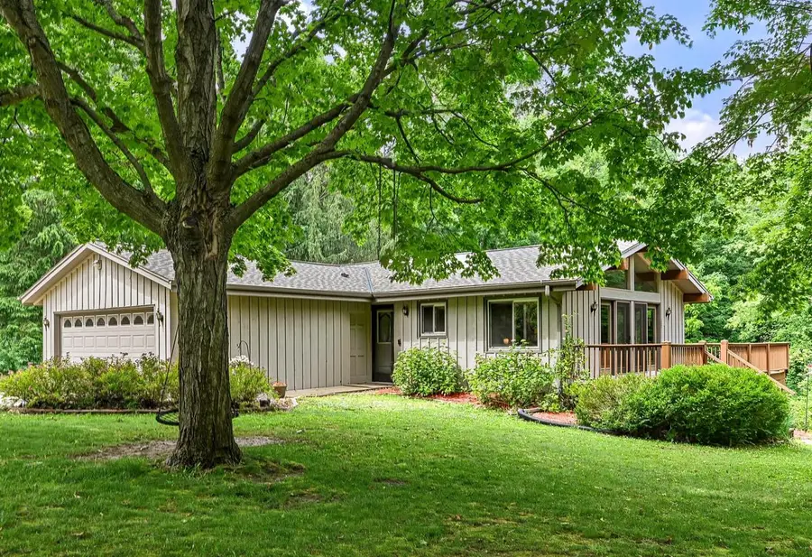W277S8435 Riverview DRIVE, Mukwonago, WI 53149 - #2