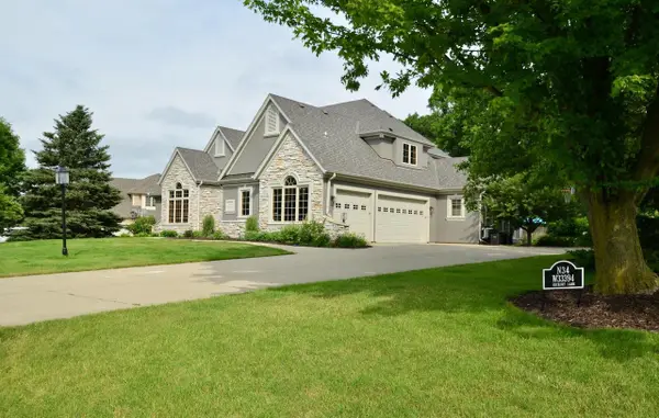 N34W33394 Hickory LANE, Nashotah, WI 53058