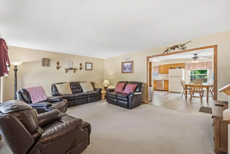 W213N16673 Glen Brooke DRIVE, Jackson, WI 53037 - #2