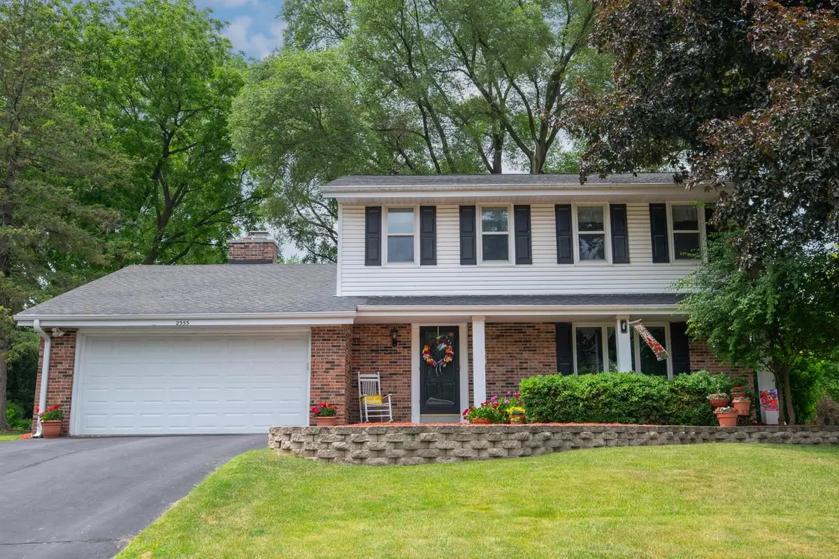 2355 Guinevere DRIVE, Brookfield, WI 53045 - #1