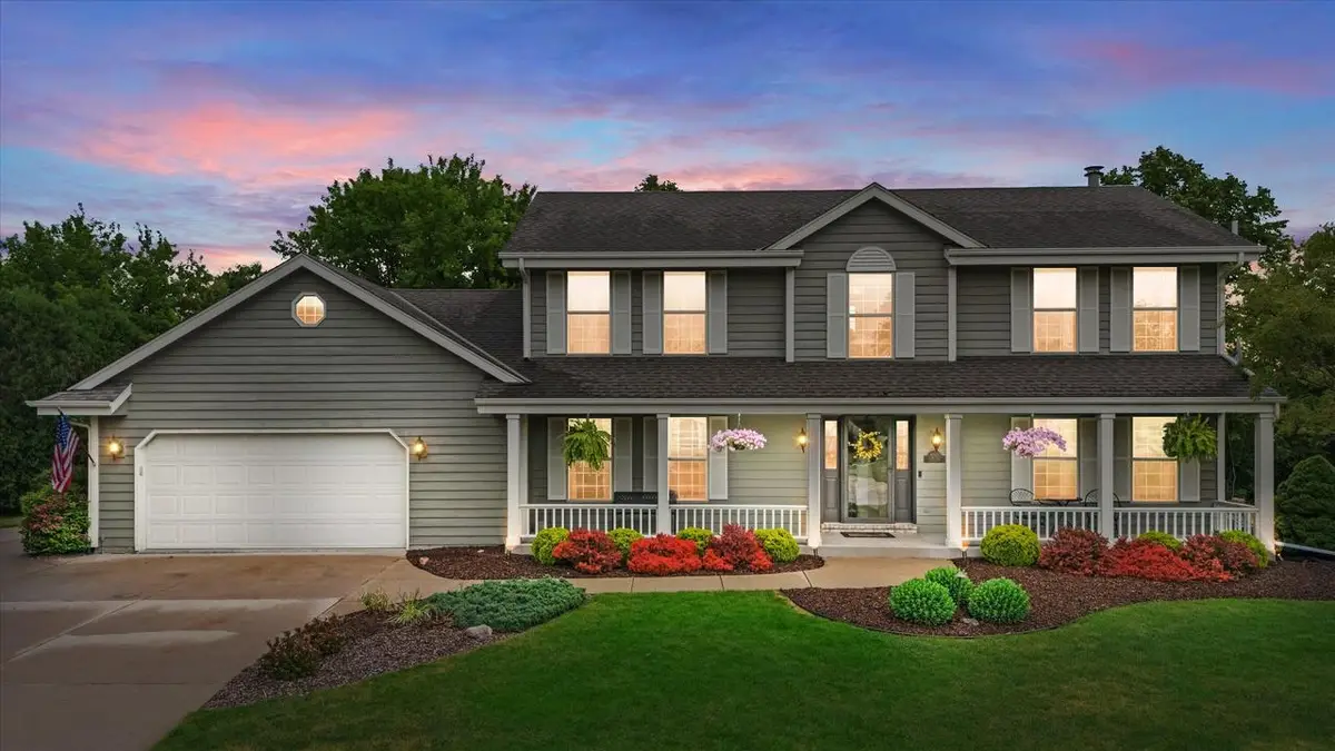 W147N7026 Woodland DRIVE, Menomonee Falls, WI 53051 - #1