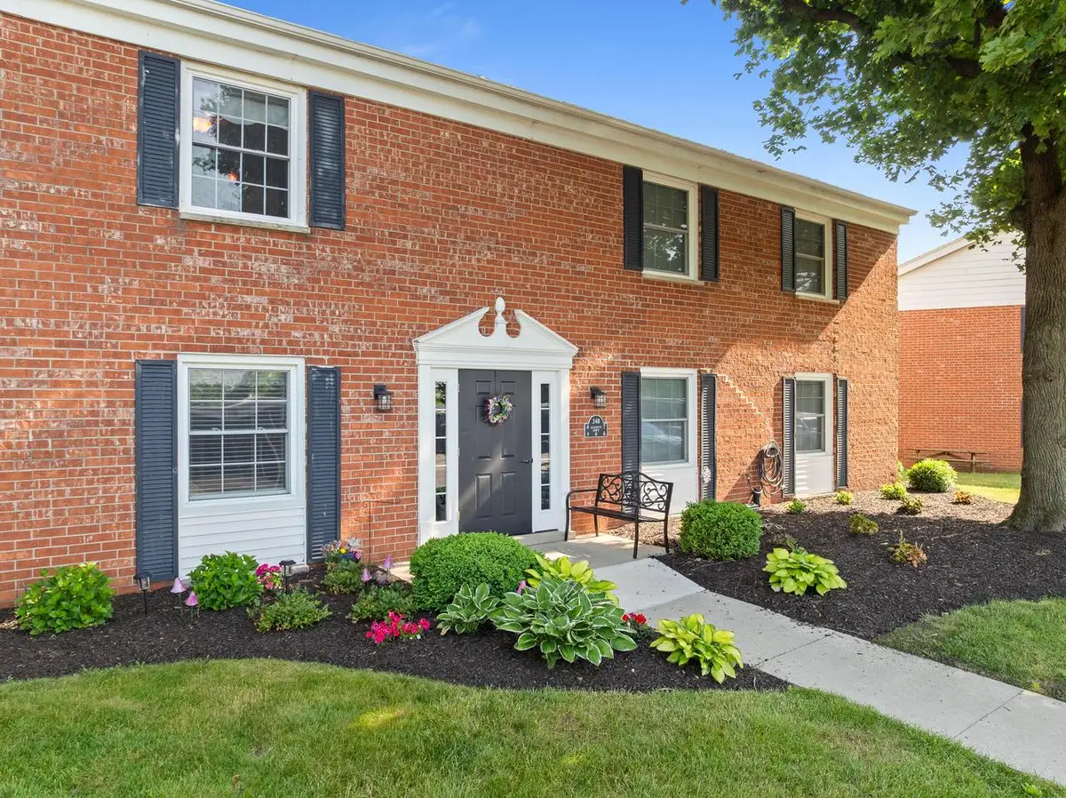348 County Road B #8, Fontana, WI 53125 - #1