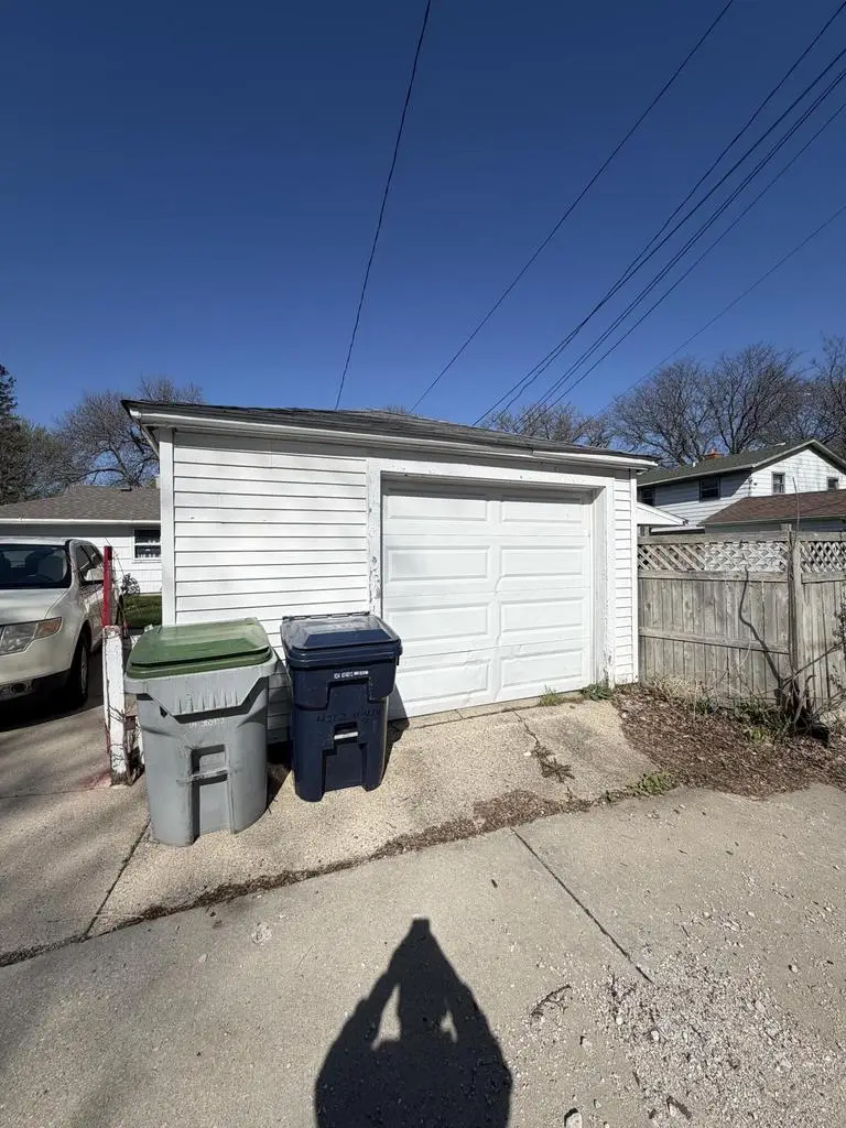 4262 N 42nd PLACE, Milwaukee, WI 53216 - #3